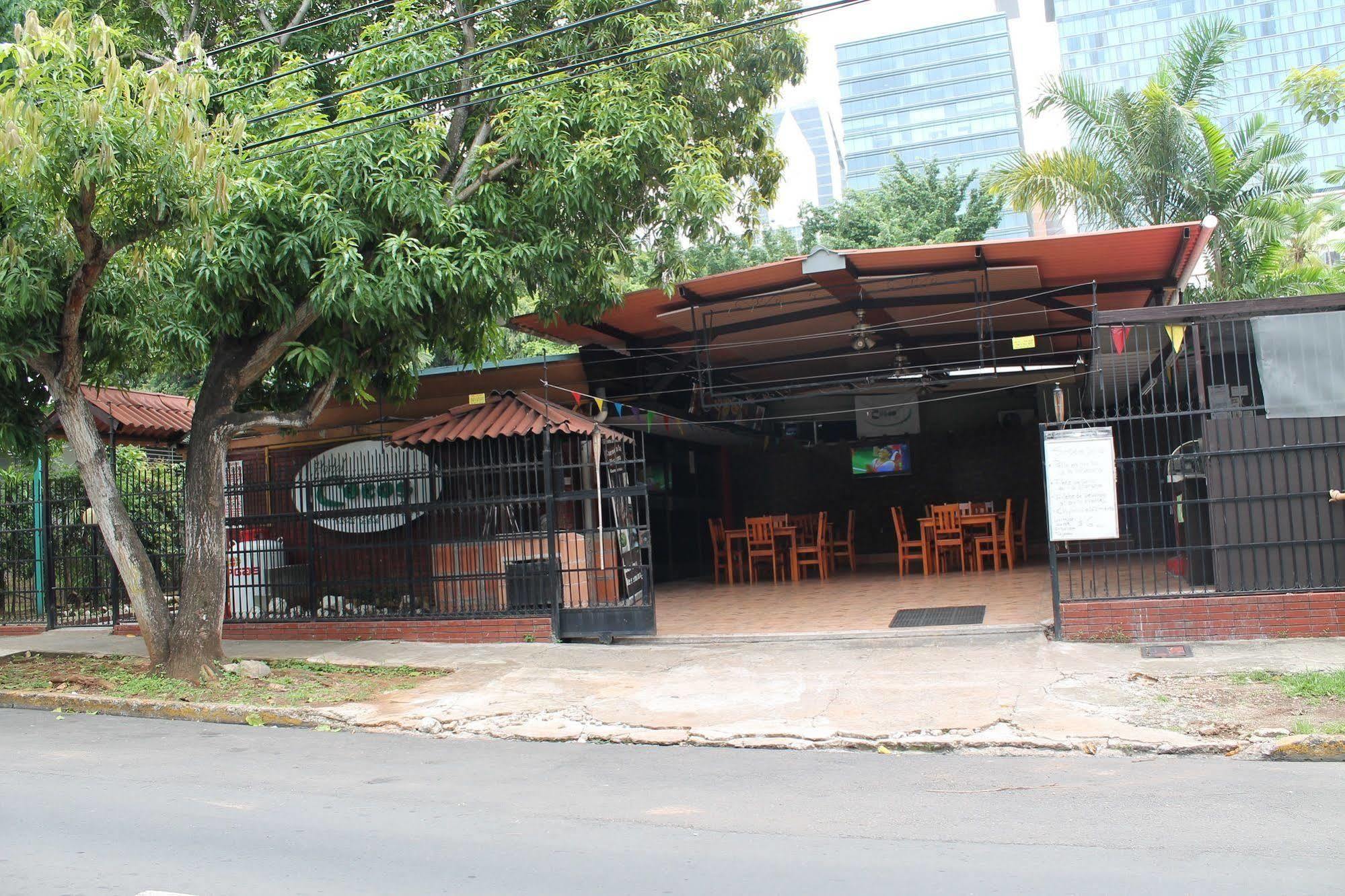 Hostal Cocos Inn Cidade do Panamá Exterior foto