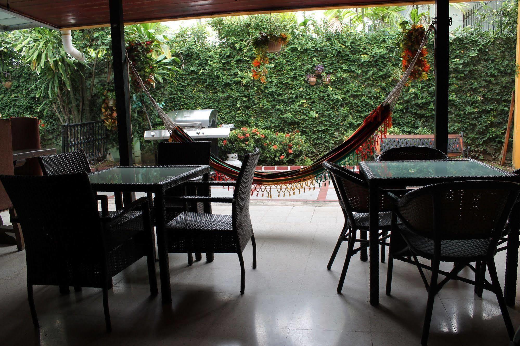 Hostal Cocos Inn Cidade do Panamá Exterior foto